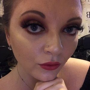 Meet your Posher, Faith